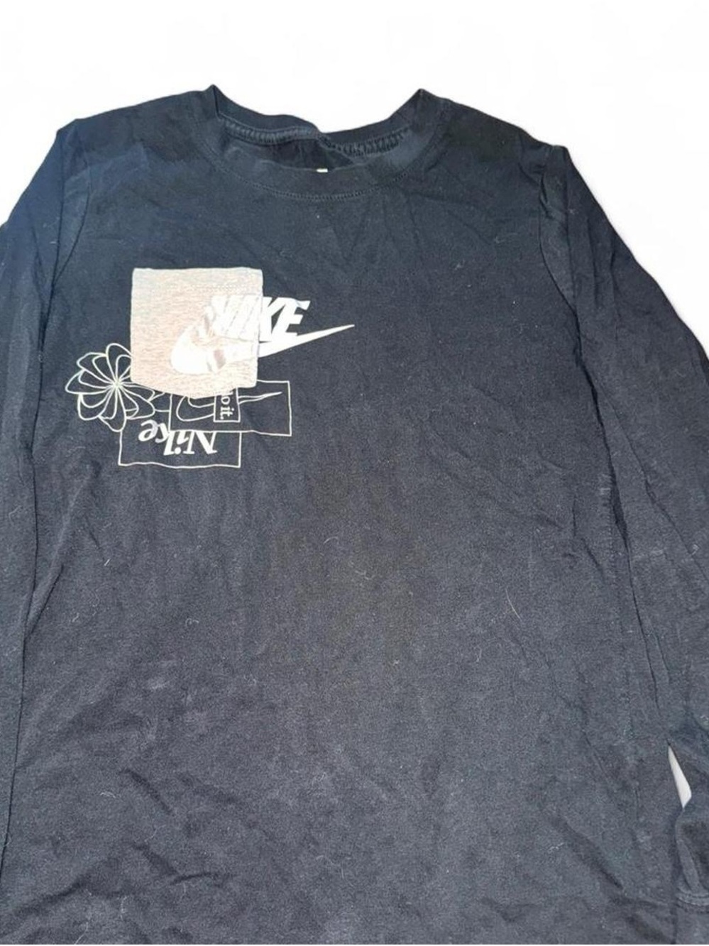 Nike Black Long-Sleeve Graphic Logo Tee